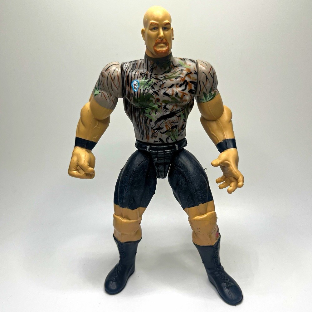 VTG 1999 WWF Jakks Pacific Stone Cold Steve Austin Raw Is War Camo Figure